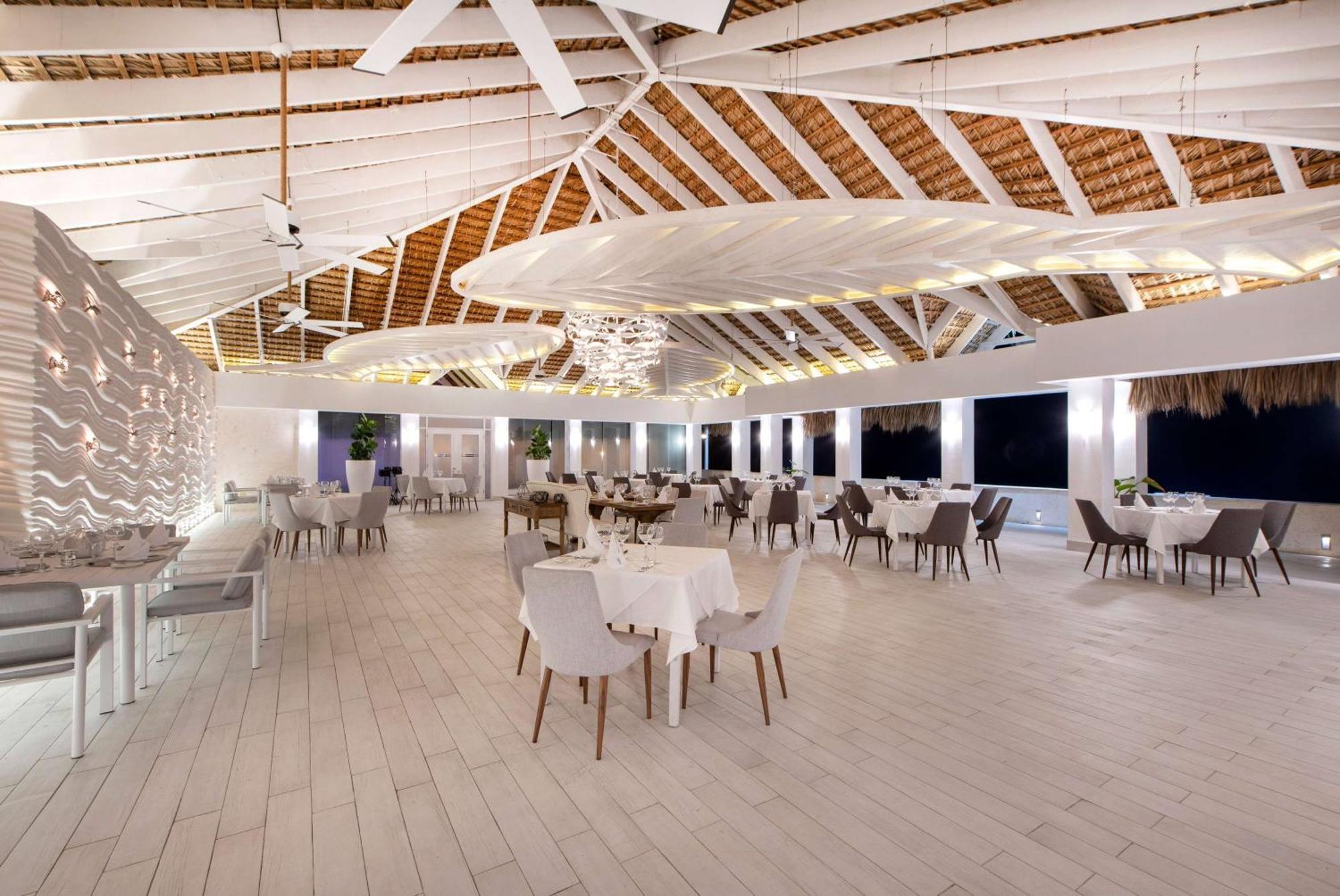 Viva Dominicus Beach By Wyndham, A Trademark All Inclusive Баяхибе Екстериор снимка